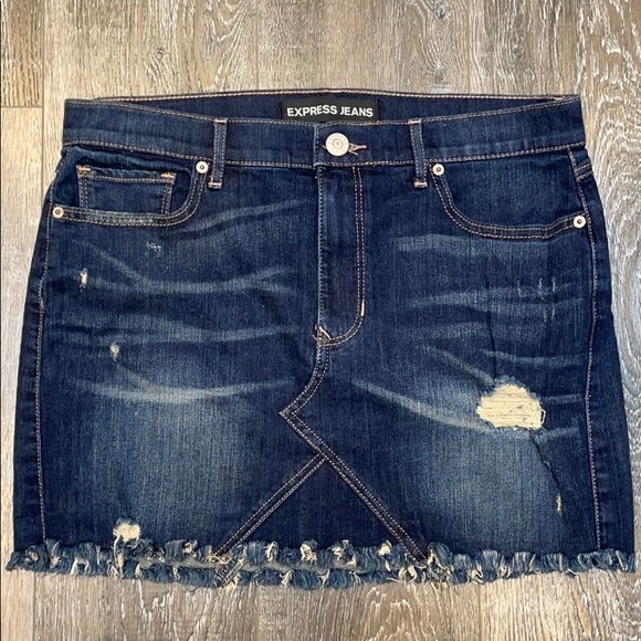 Express Denim Mini Skirt - Picture 3 of 5